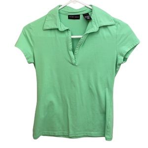 New York & Company green collared tee shirt short sleeve v-neck cotton Size XS
